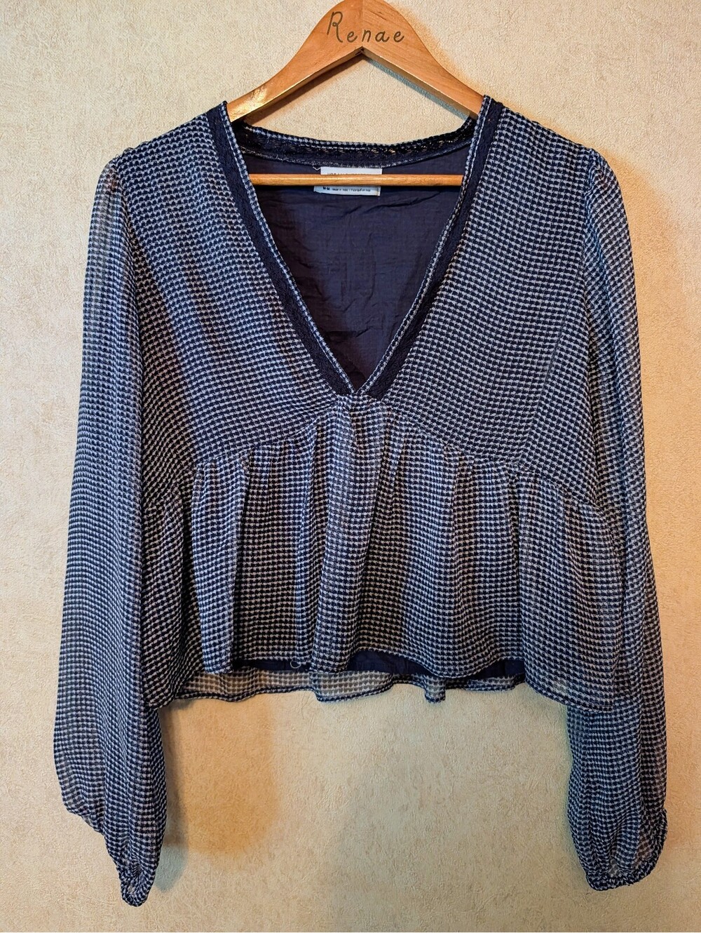 URBAN OUTFITTERS navy long sleeve peplum babydoll blouse sz M